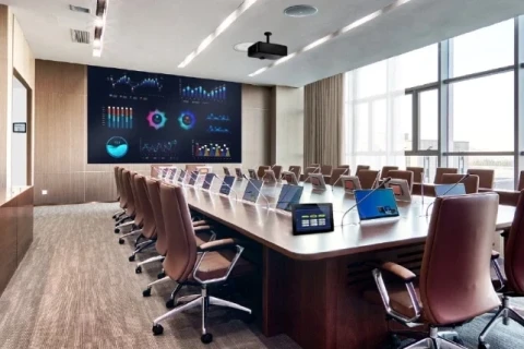 Новые лазерные проекторы Hisense