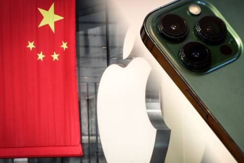 Из-за ковидных ограничений на крупном заводе в Китае выпуск iPhone может упасть на 30%