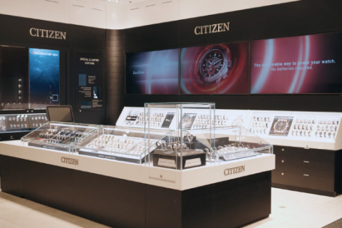 Дополненная реальность в новом магазине часов Citizen Watch вместе с прозрачными LG Transparent OLED