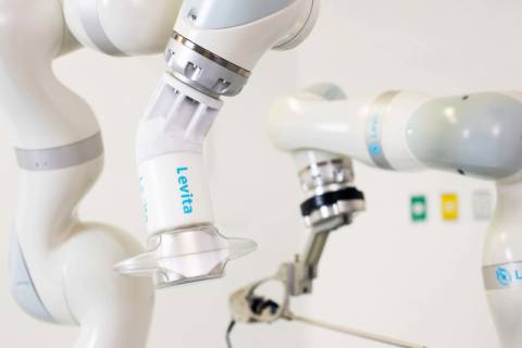Объявлено о первом в мире коммерческом использовании платформы роботизированной хирургии