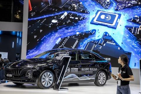 Китайские производители автомобильных чипов стремятся заработать на новых транспортных средствах