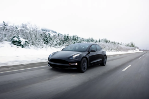 Tesla отзовет более 360 тысяч автомобилей из-за проблем с программным обеспечением
